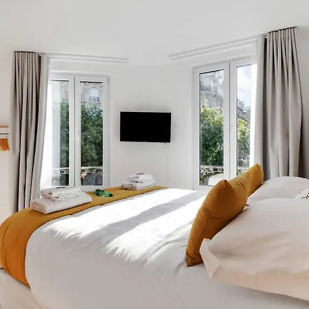 Ramey Apartment *